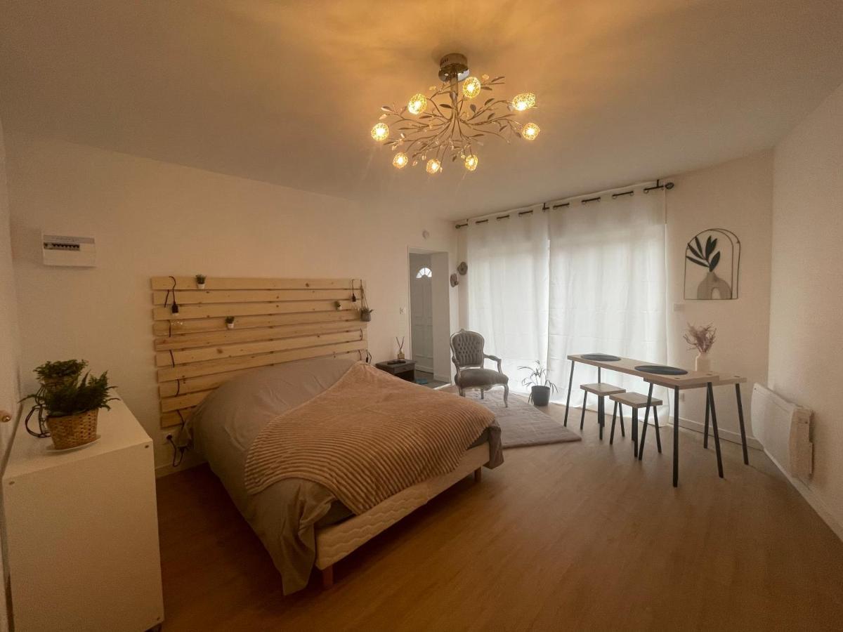 Studio Equipe Appartement Valenciennes Buitenkant foto